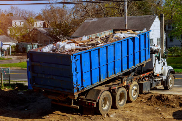 Best Garage Cleanout  in Haslett, MI